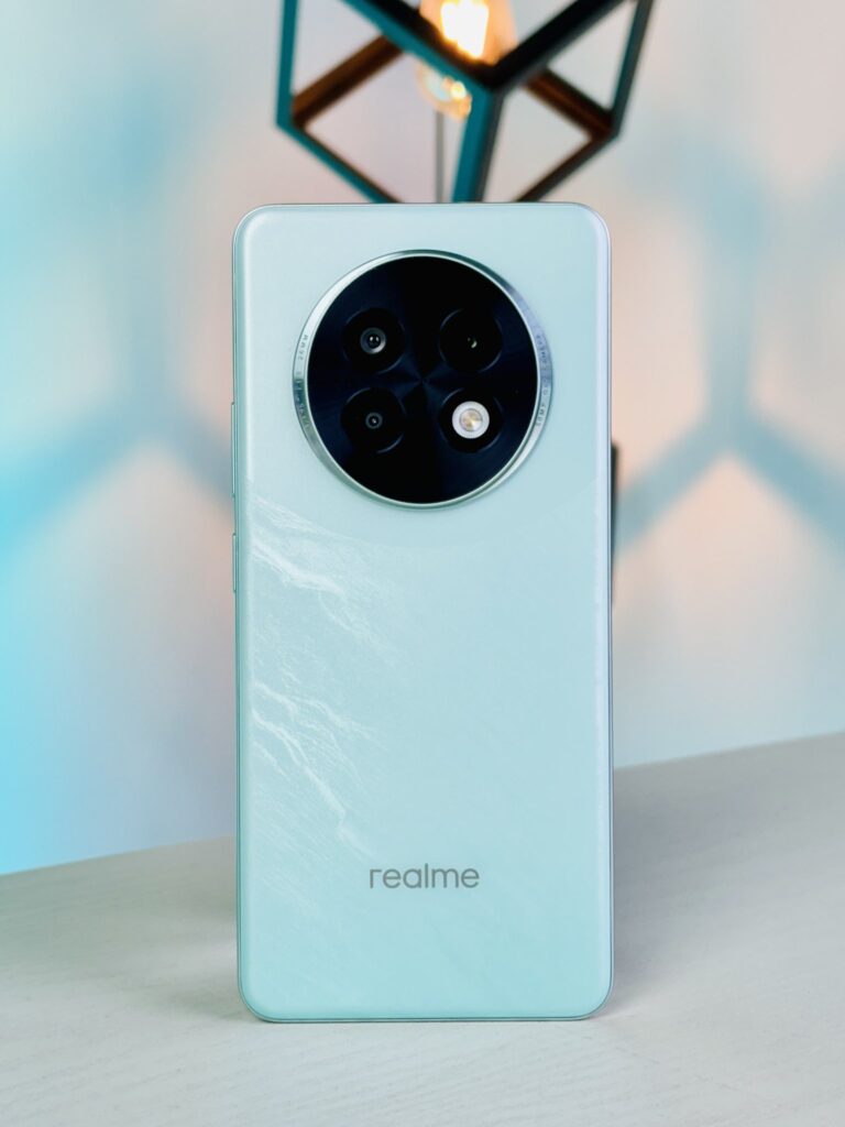 realme 13